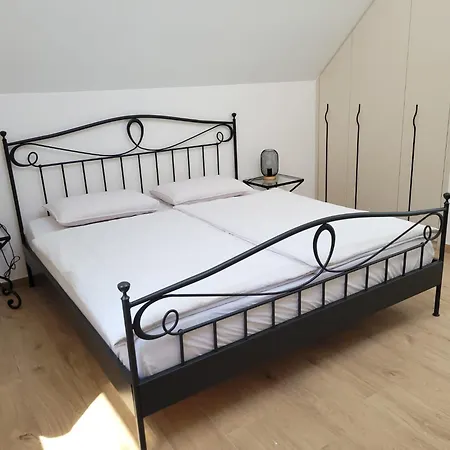 Chez Cecile Holiday home Geer